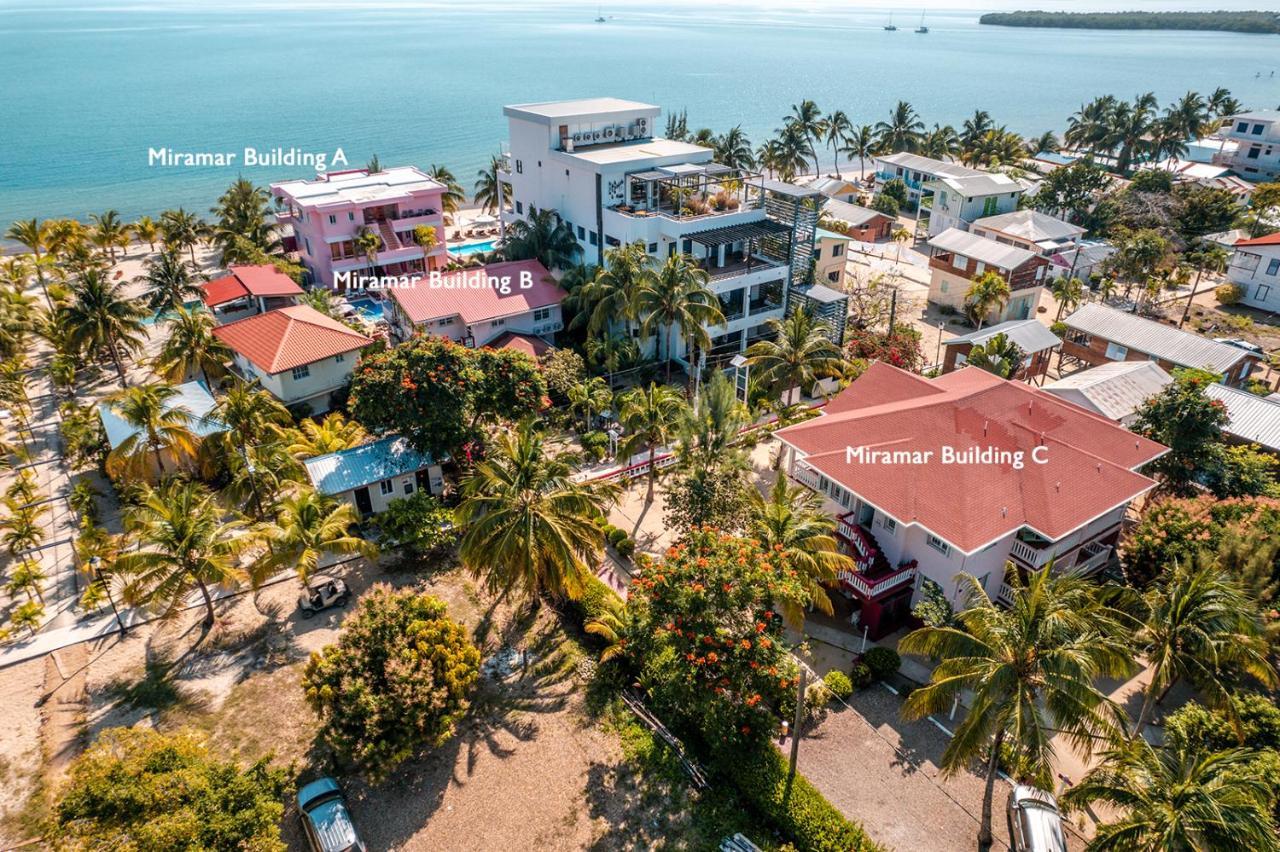 Miramar Suites Placencia Extérieur photo